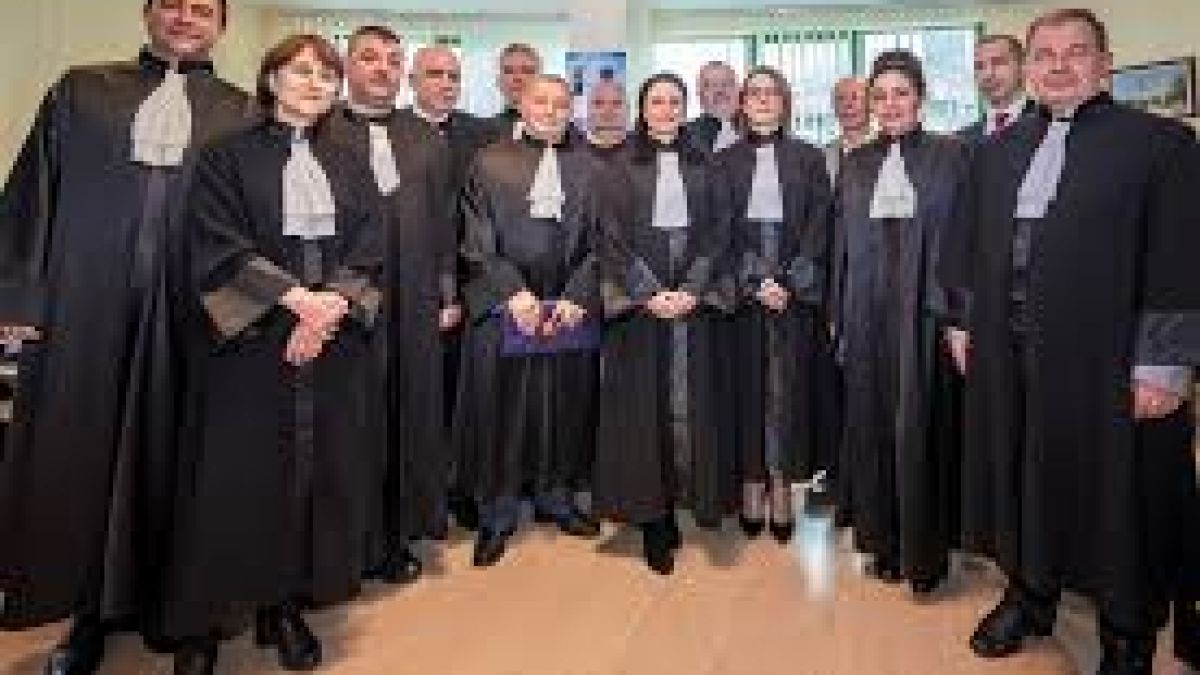 Само в БЛИЦ: Невиждани скандали тресат Адвокатска колегия – Варна!
