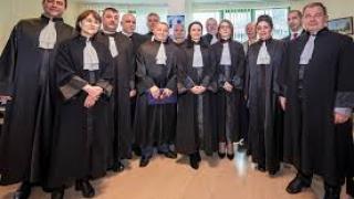 Само в БЛИЦ: Невиждани скандали тресат Адвокатска колегия – Варна!