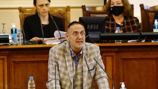 Дилов-син: Утре протестите за цените на тока ще са пред пред просто Киро, комисията вече е негова