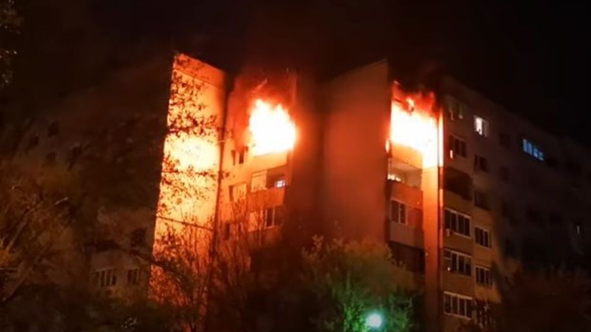 Пожар изпепели апартамент в столичния квартал "Дружба", арестуваха... ВИДЕО