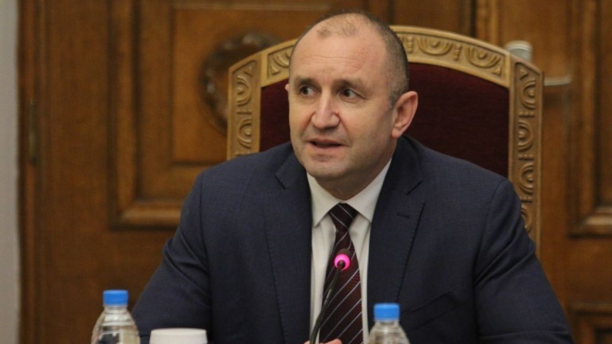 Юлиана Методиева: Радев пак прояви опасното си интриганство, в него има хунтаджийски потенциал