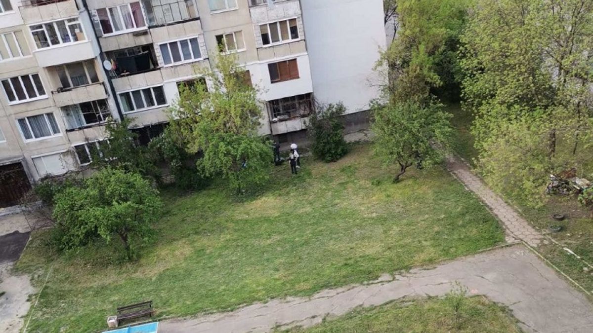 Неописуема трагедия с младеж в столичния квартал "Света Троица" СНИМКИ 18+
