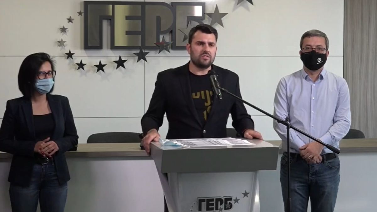 ГЕРБ разби куп лъжи на ДБ! Погнаха Нинова, Манолова и Слави ВИДЕО