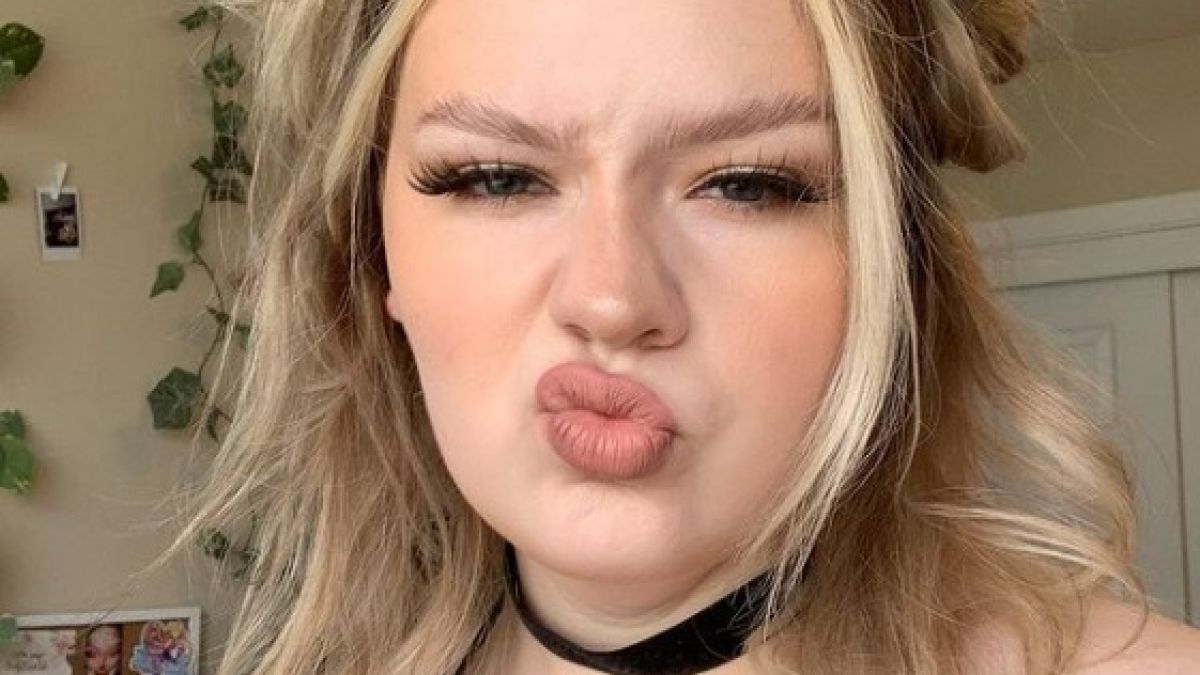 Тази закръглена дама стана хит в TikTok с това, което показа СНИМКИ 