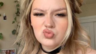 Тази закръглена дама стана хит в TikTok с това, което показа СНИМКИ 