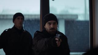 Рапърът Тото стреля в „Отдел Издирване“ СНИМКИ
