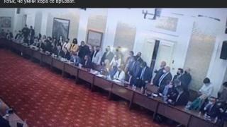 Димчев: Сто човека слушат един банален лъжец