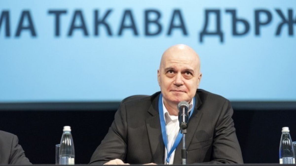Лъсна скандална версия защо Слави даде интервю именно на Волгин