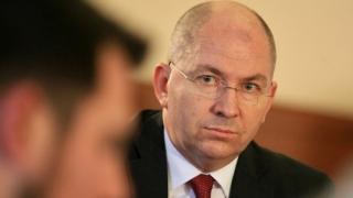 Бареков твърди, че Румен Йончев е връзката на Манолова с „агро-пилешко-житни“-те милионери