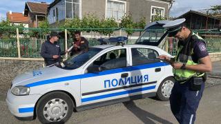 Родни шофьори се "светнаха" как да прецакат камерите и радарите