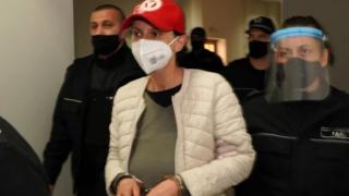 Извънредна новина за бременната Дениза, убила майка си   