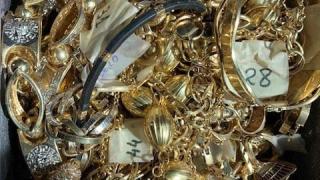 Бандити олекват с 5 млн. лева имане