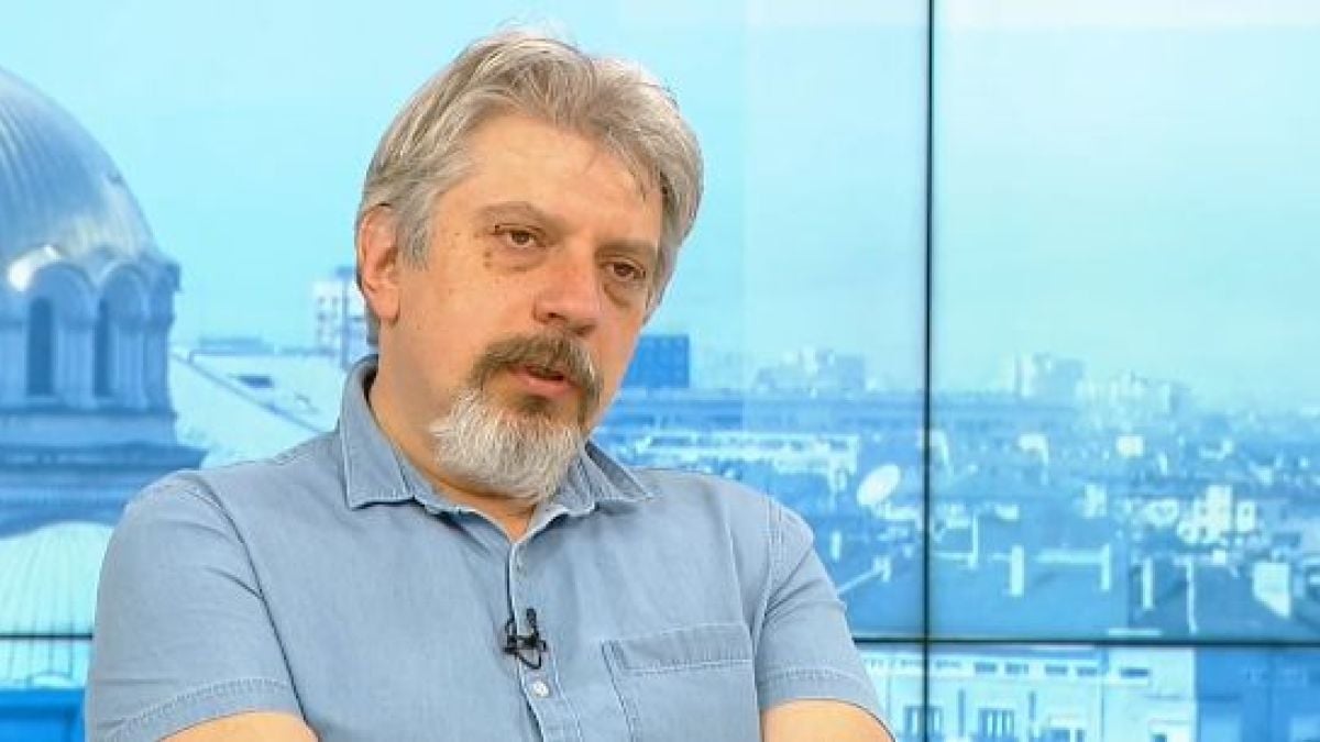 Проф. Витанов обясни заслугите на НОЩ срещу К-19 с голо девойче 