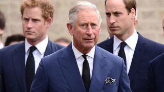 Хари шокира света с тежки обвинения срещу баща си в ново скандално интервю