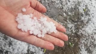 Градушка опустоши община Черноочене ВИДЕО