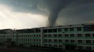 Кошмарът в Ухан няма край, труповете се множат ВИДЕО