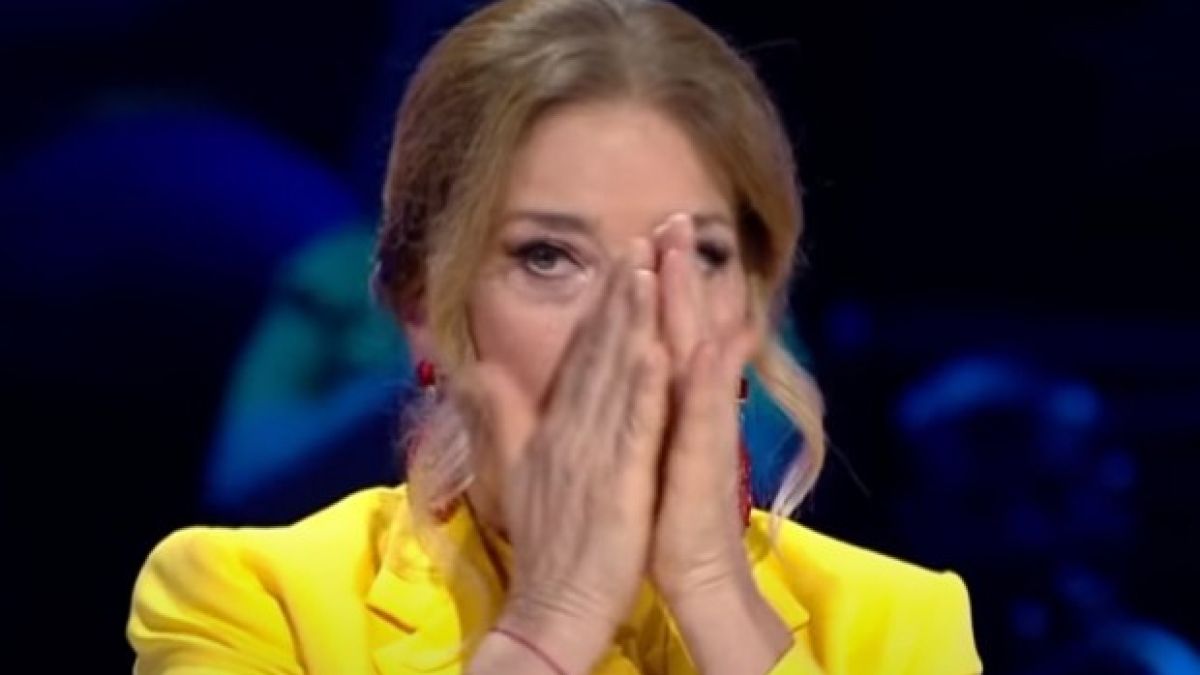 Изпълнение в памет на Наско Клечаров, разплака България ВИДЕО