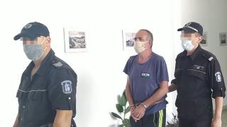 Свирепият убиец Стоян, заклал другаря си по чашка с джобно ножче в Бургас, си получи заслуженото 