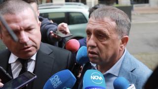 Менко Менков: Иван Ангелов не дължи нищо на Илчовски