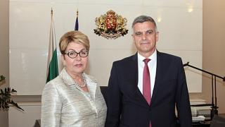 Руската посланичка се срещна със служебния премиер, ето какво му пожела