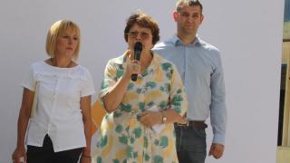 Депутат на Манолова злобно нападна Татяна Дончева за изневярата ѝ на "Мутрите"
