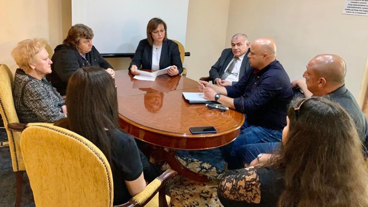 Нинова бие аларма: Безчинствата на ГЕРБ на местно ниво продължават