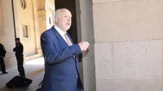 Втори министър на Радев напъва да уволнява в национална медия