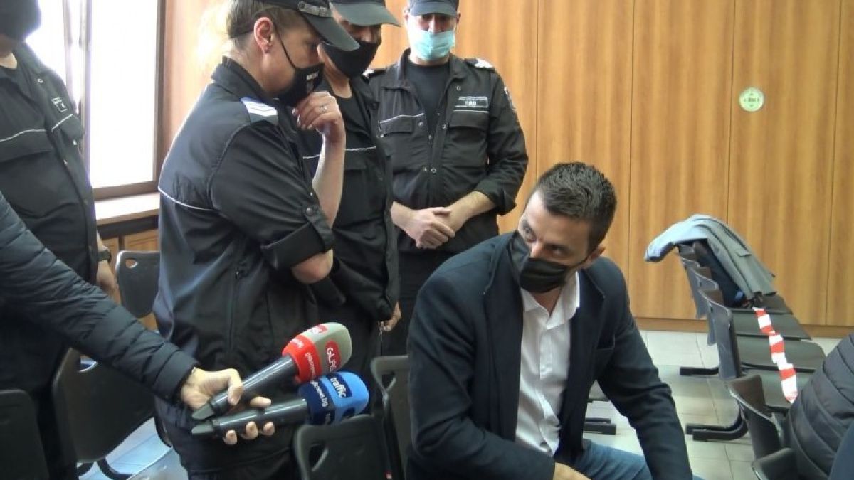 Извънредни новини за закопчания шеф на пловдивското Трето РПУ 