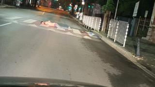Жена изпадна в ужас от тази гледка посред нощ в София СНИМКИ 18+