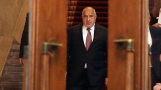Борисов посочи лъжливото овчарче на Радев и пак нахока Слави ВИДЕО