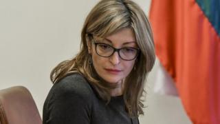 Захариева нахока Петков: Едно говори в западната преса за СРМ, а тук не смее.. 