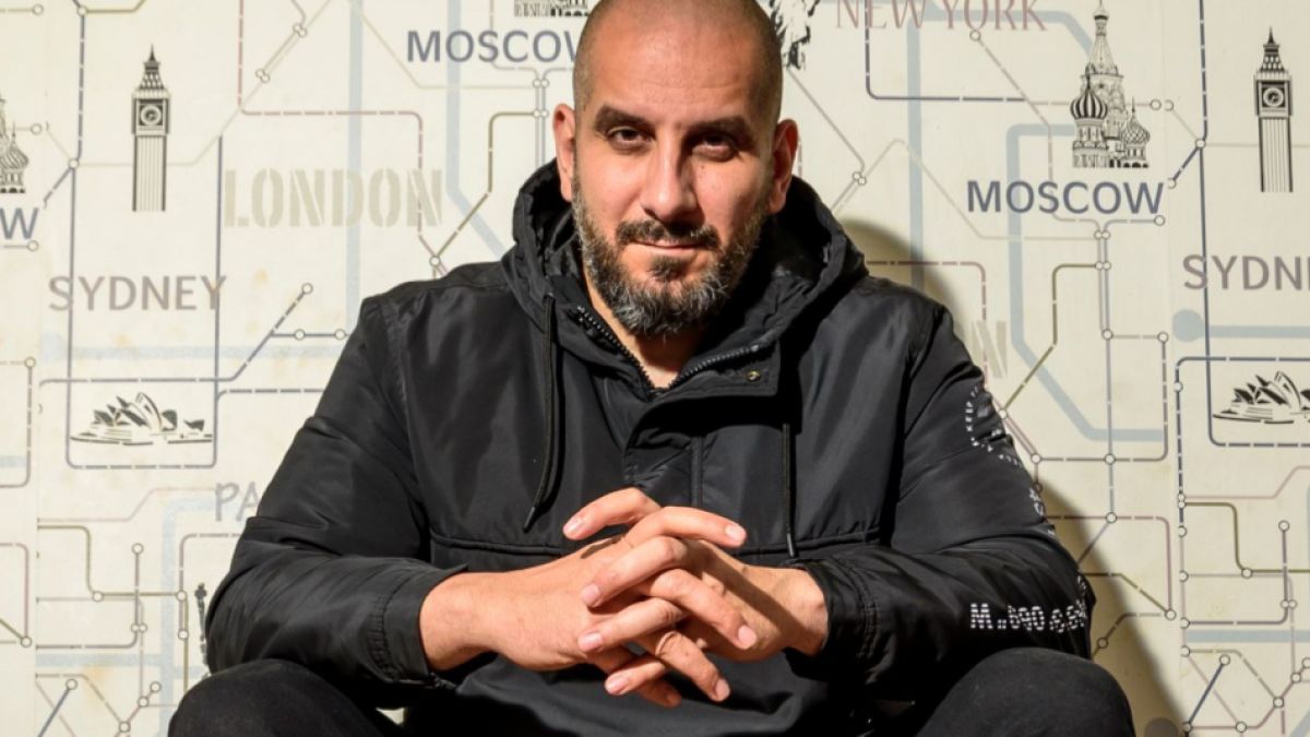 Din-Yo отправи голямо предизвикателство с "Времето не спира" и много лични признания пред БЛИЦ ВИДЕО