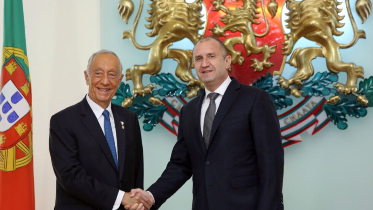 Президентът на Португалия пристигна в България и...