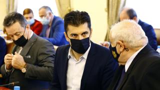 Кирил Петков застана зад Спецов: Радвам се на смелостта му