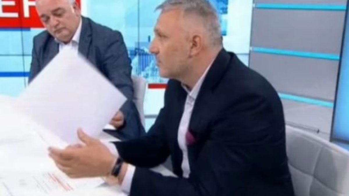 Мрежата клокочи: Рашков няма достъп до класифицирана информация, но явно Бабикян и Хаджигенов имат