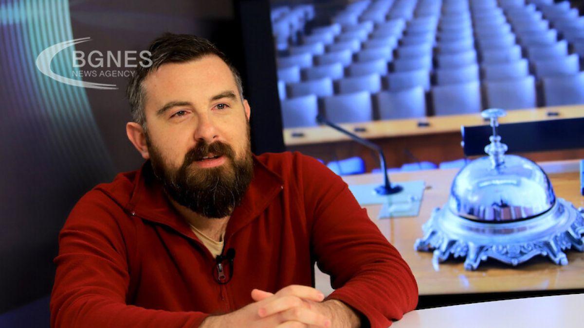 Политолог предрече победителя от изборите и кой печели от US санкциите