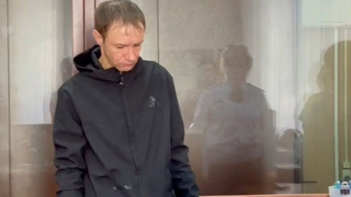 "Убиецът на гейове" избяга от съдебната зала и... ВИДЕО