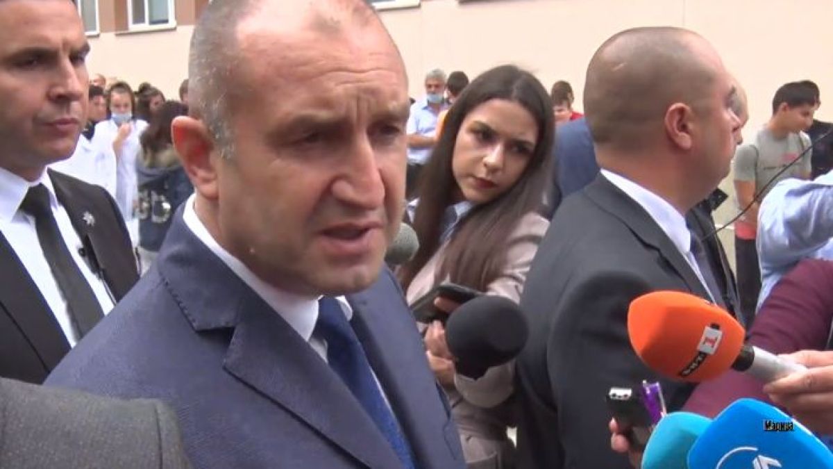 Радев се надява правителството му да направи честни и прозрачни избори ВИДЕО