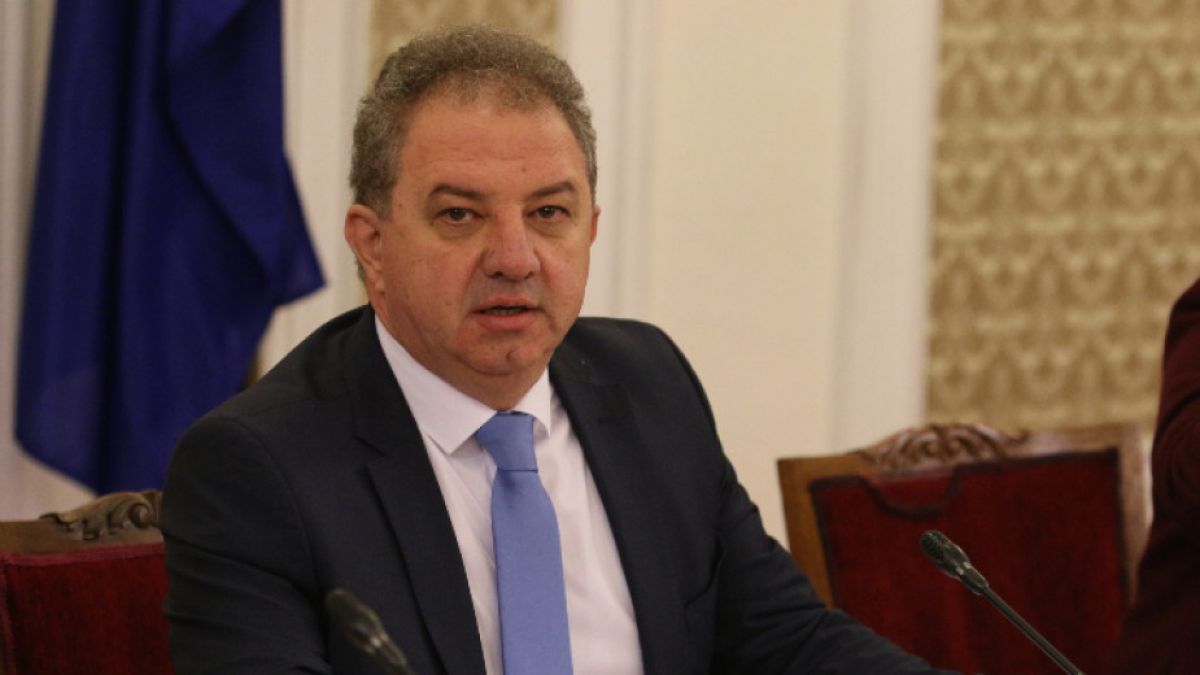 Зам.-шефът на НФСБ изригна гневно срещу Кацаров заради проф. Кантарджиев
