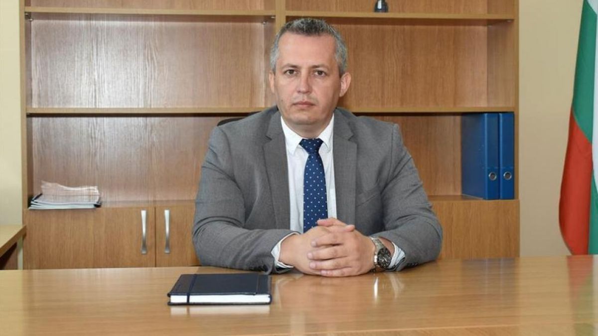 Сечта не спира: Отстраниха шефовете на Национална полиция и "Автомагистрали"