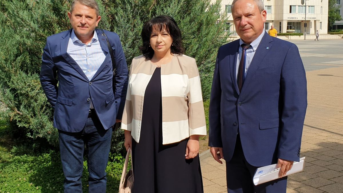 Обявиха коя листа на ГЕРБ-СДС ще води Теменужка Петкова