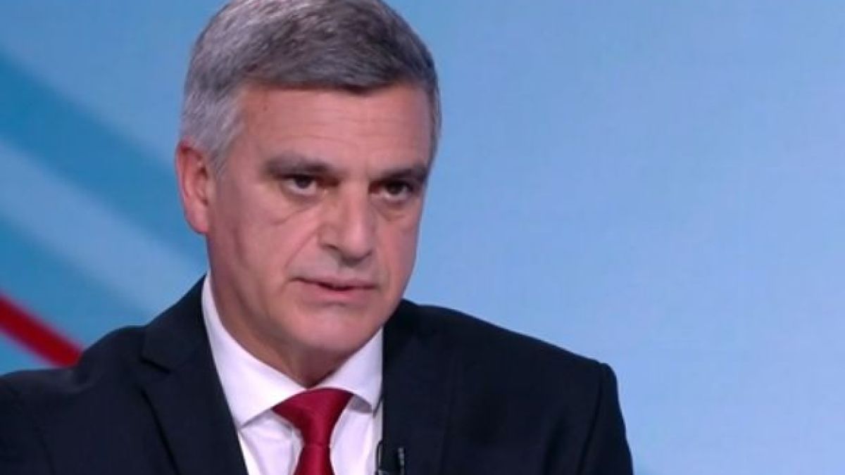 Кабинетът Янев разчиства сметки по „списък”