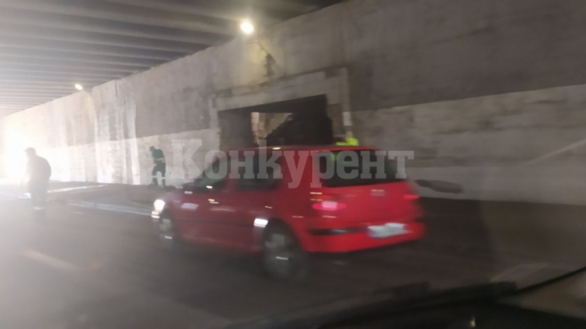 Как изглеждат подлезите във Враца след снощния апокалипсис СНИМКИ