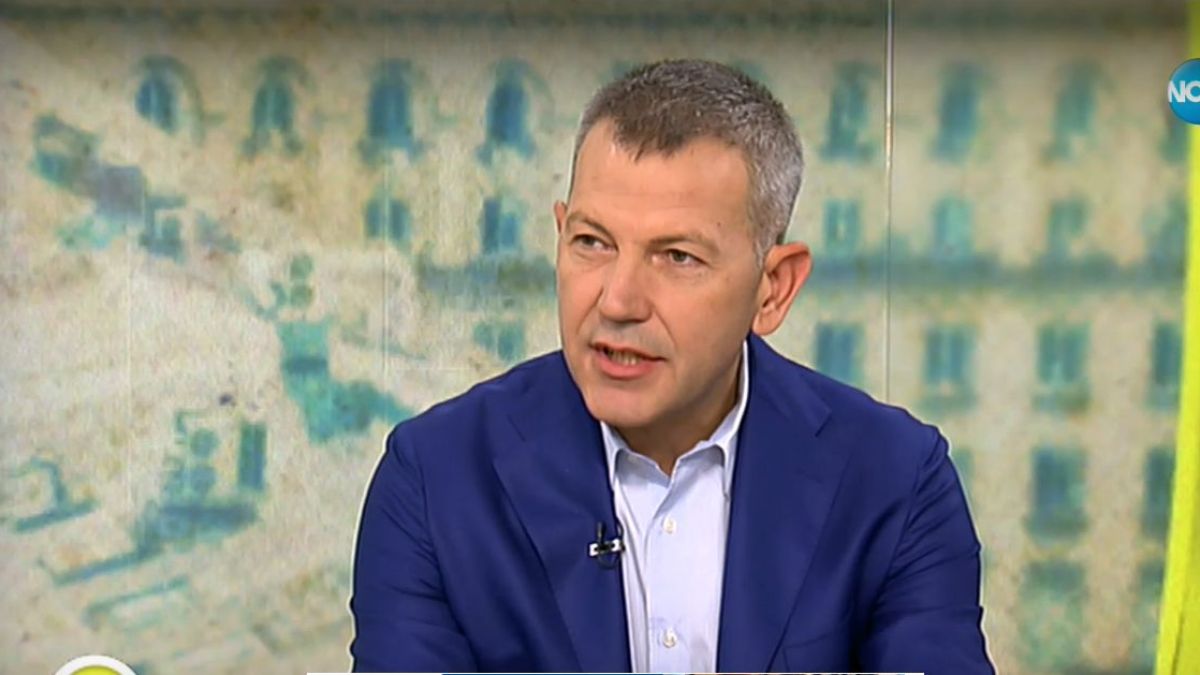 Служебният транспортен министър проговори защо е отстранен ген. Коджейков и се закани за още рокади, ако... ВИДЕО