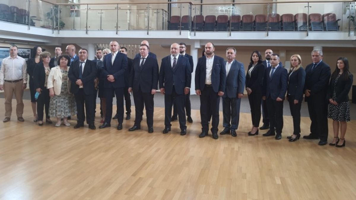 Скандално! От партията на Божков грубо погазиха правилата и оскверниха...