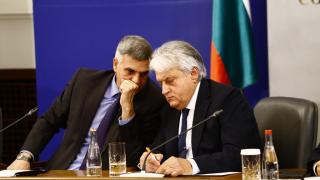 Блазнят Янев - дават му министерство на отбраната, а Рашков...