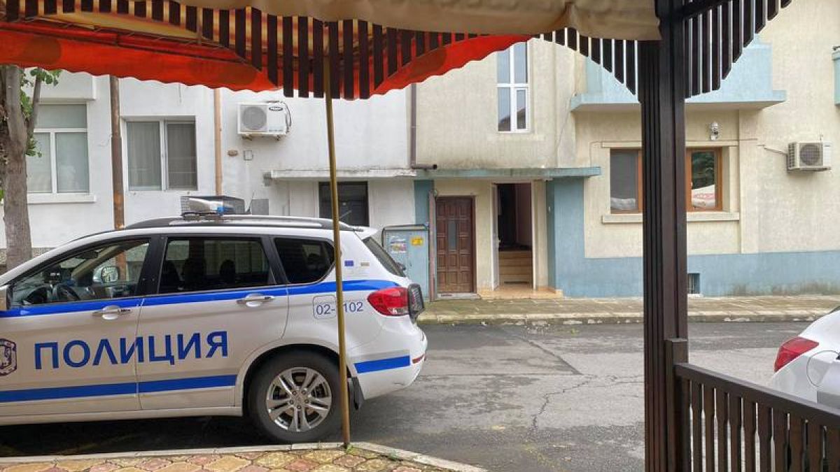 Спецакция скова Поморие и Бургас! Ето какво се случва СНИМКИ