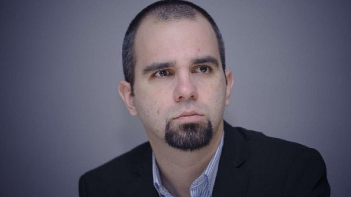 Първан Симеонов шашна за какво се цанят служебни министри и нахока Слави