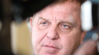 Каракачанов призова Янев и Радев да не се подвеждат по манипулациите на Скопие!