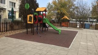 Прокуратурата иска проверка на детските площадки у нас